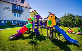 Willa Aisza- idealny dla rodzin, dzieci do 2 lat bezpł sala i plac zabaw, sauna, jacuzzi ,bilard